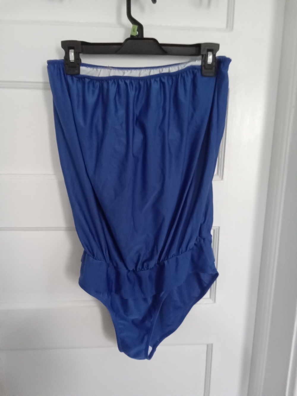 Women's Strapless Bandeau Swimsuit